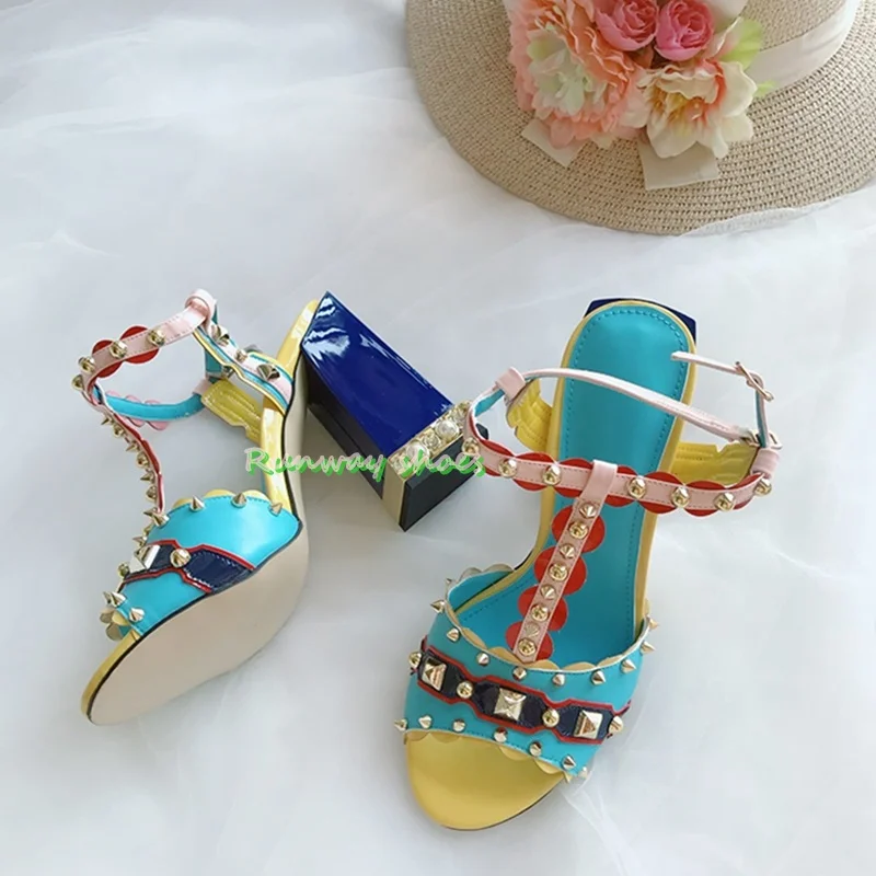 Women'S Shoes Clogs - Sandali da Donna con Tacco e